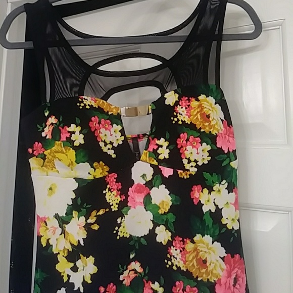 New - Picture 2 of 4